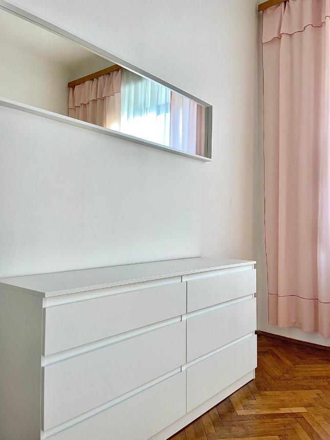 Apartment Zum Schlossberg - Top 1 Self Check-In Graz Exterior photo