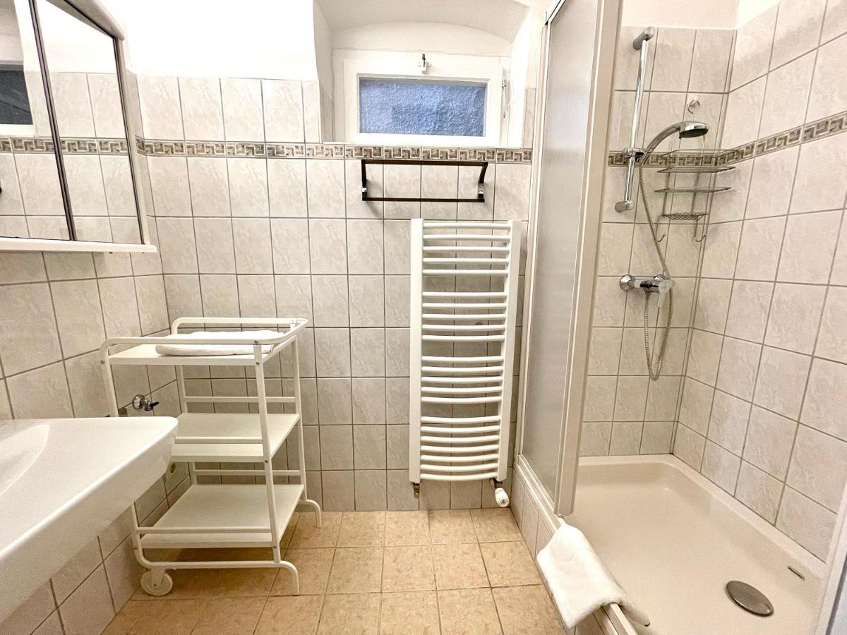 Apartment Zum Schlossberg - Top 1 Self Check-In Graz Exterior photo